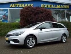 Silber Gebraucht 2021 Opel Astra Edition Kombi | 16.670 € (Fairer Preis)
