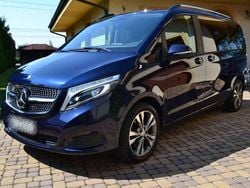 Blau Gebraucht 2017 Mercedes V250 Van / Kleinbus | 37.800 € (Guter Preis)