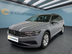 Grau Gebraucht 2022 VW Passat Kombi | 23.599 € (Fairer Preis)