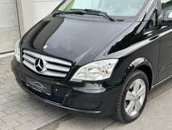 Schwarz Gebraucht 2011 Mercedes Viano Edition Van / Kleinbus | 22.900 € (Teuer)