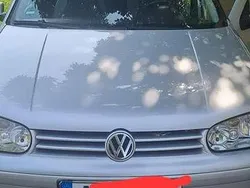 Silber Gebraucht 2002 VW Golf IV Pacific Limousine | 2.300 € (Fairer Preis)