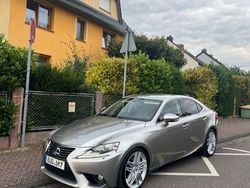 Silber Gebraucht 2013 Lexus IS300h Limousine | 15.499 € (Fairer Preis)