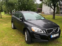 Schwarz Gebraucht 2012 Volvo XC60 Summum SUV | 9.300 € (Fairer Preis)