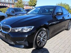 Schwarz Gebraucht 2021 BMW 318 Sport Line Limousine | 25.990 € (Etwas zu teuer)