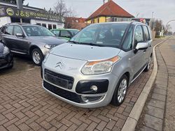 Grau Gebraucht 2009 Citroën C3 Tendance Van / Kleinbus | 2.990 € (Teuer)