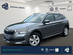 Graphitegrau metallic Gebraucht 2024 Skoda Kamiq Ambition SUV | 22.490 €