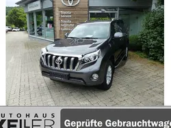 Grau Gebraucht 2017 Toyota Land Cruiser Executive SUV | 41.970 € (Fairer Preis)