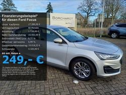 Polarsilber metallic Gebraucht 2023 Ford Focus Cool & Connect Limousine | 17.280 € (Superpreis)