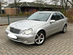 Silber Gebraucht 2004 Mercedes C200 Avantgarde Limousine | 3.850 € (Fairer Preis)