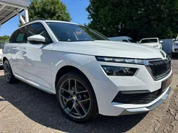 Weiß Gebraucht 2022 Skoda Kamiq Sport SUV | 23.900 € (Fairer Preis)