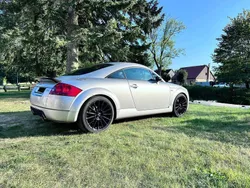 Silber Gebraucht 2004 Audi TT Coupé | 21.050 €