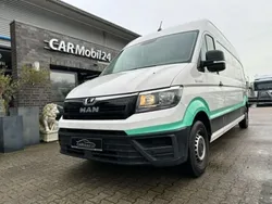 Weiß (metallic) Gebraucht 2020 MAN TGE Van | 23.700 € (Guter Preis)