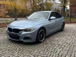 Blau Gebraucht 2012 BMW 320 Sport Line Limousine | 8.900 € (Guter Preis)