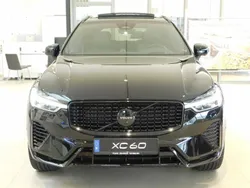 Onyx black metallic Gebraucht 2024 Volvo XC60 Plus SUV | 71.900 €
