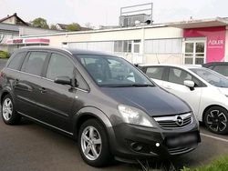 Grau Gebraucht 2009 Opel Zafira Limousine | 2.900 € (Fairer Preis)
