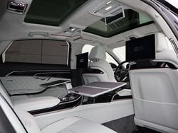 Blau Gebraucht 2023 Audi A8L Exclusive Limousine | 85.000 € (Fairer Preis)