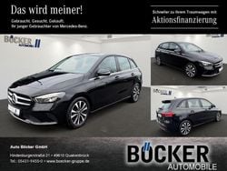 Kosmosschwarz Gebraucht 2021 Mercedes B220 Style Van / Kleinbus | 25.980 € (Superpreis)