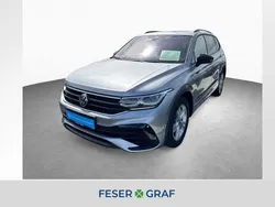 Pyritsilber metallic Gebraucht 2024 VW Tiguan Allspace R-line SUV | 44.880 € (Fairer Preis)