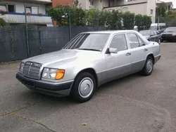 Silber Gebraucht 1989 Mercedes E230 Limousine | 4.990 €