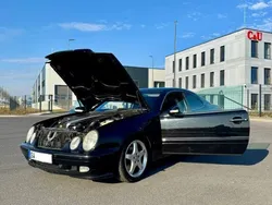 Schwarz Gebraucht 2001 Mercedes CLK430 Avantgarde Coupé | 4.400 € (Superpreis)