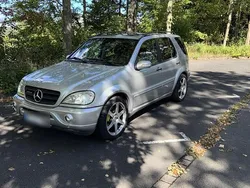 Grün Gebraucht 2002 Mercedes ML55 AMG AMG SUV | 7.890 €