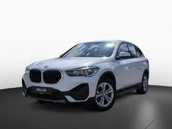 Weiß Gebraucht 2021 BMW X1 Advantage SUV | 22.850 € (Guter Preis)