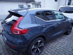Grau Gebraucht 2019 Volvo XC40 Inscription SUV | 31.500 € (Etwas zu teuer)