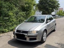 Silber Gebraucht 2004 Fiat Stilo Kleinwagen | 2.299 € (Etwas zu teuer)