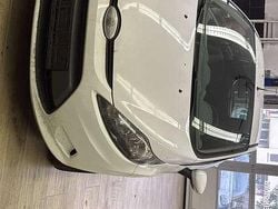 Weiß Gebraucht 2009 Ford Fiesta Trend Kleinwagen | 1.000 € (Superpreis)
