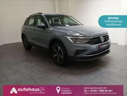 Grau Gebraucht 2021 VW Tiguan Life SUV | 22.470 € (Guter Preis)