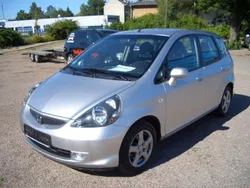 Silber Gebraucht 2008 Honda Jazz Kleinwagen | 3.500 € (Etwas zu teuer)