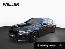 Black sapphire (schwarz) Gebraucht 2022 BMW 750 Shadowline Limousine | 54.950 € (Fairer Preis)