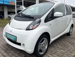 Weiß Gebraucht 2012 Mitsubishi i-MiEV Kleinwagen | 4.250 €