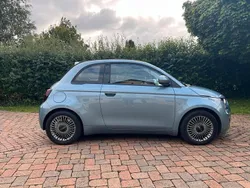 Blau Gebraucht 2022 Fiat 500e Icon Cabrio | 21.000 € (Teuer)