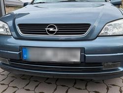 Blau Gebraucht 1999 Opel Astra Limousine | 2.500 € (Fairer Preis)