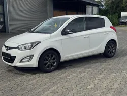 Weiß Gebraucht 2014 Hyundai i20 Kleinwagen | 4.690 € (Fairer Preis)