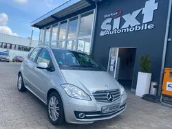 Silber Gebraucht 2011 Mercedes A180 Elegance Van / Kleinbus | 10.800 € (Teuer)