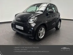 Schwarz Gebraucht 2022 Smart ForTwo Electric Drive Kleinwagen | 9.900 € (Guter Preis)