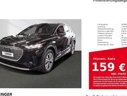Mythosschwarz metallic Gebraucht 2022 Audi Q4 e-tron Advanced SUV | 28.880 € (Teuer)