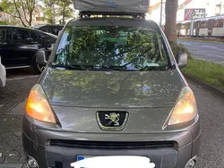 Grau Gebraucht 2011 Peugeot Partner Family Van / Kleinbus | 3.999 € (Superpreis)