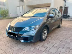 Grau Gebraucht 2015 Honda Civic Comfort Limousine | 4.500 € (Superpreis)