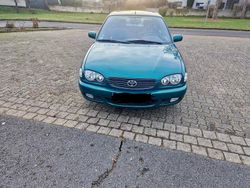 Blau Gebraucht 2000 Toyota Corolla Kleinwagen | 2.750 €