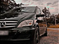 Schwarz Gebraucht 2010 Mercedes Viano Van / Kleinbus | 22.000 € (Teuer)