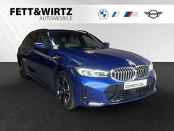 Portimao blau metallic Gebraucht 2024 BMW 330e M Sport Kombi | 48.490 € (Etwas zu teuer)