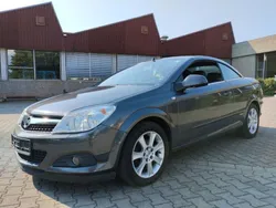 Grau Gebraucht 2010 Opel Astra Cabriolet Cabrio | 2.999 € (Superpreis)