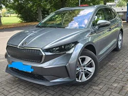 Grau Gebraucht 2022 Skoda Enyaq iV SUV | 29.500 € (Fairer Preis)
