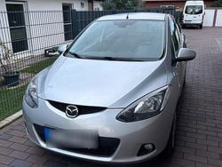 Silber Gebraucht 2009 Mazda 2 Inclusive Kleinwagen | 4.950 € (Fairer Preis)