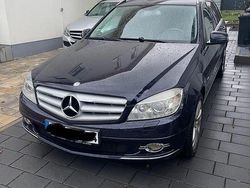 Blau Gebraucht 2010 Mercedes C200 Kombi | 5.900 €