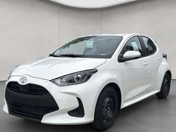 Weiß Neu 2025 Toyota Yaris Hybrid Comfort Limousine | 23.740 € (Guter Preis)