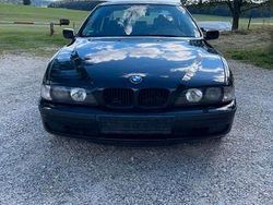 Schwarz Gebraucht 1999 BMW 520 Limousine | 2.220 € (Superpreis)